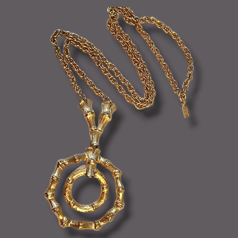 Vintage 70s Taylor Ltd Ann Taylor Bamboo Pendant Necklace Gold Tone Mod Bold‎